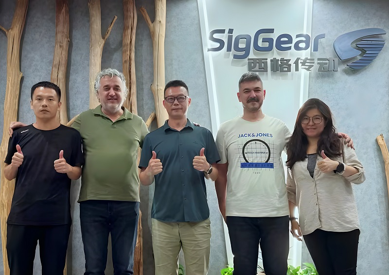 土耳其客戶來訪，共話扁平化關(guān)節(jié)減速電機(jī)農(nóng)業(yè)新未來(圖1)